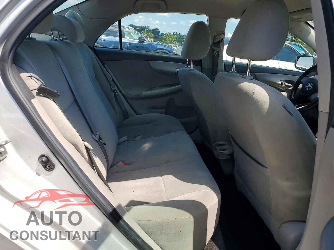 TOYOTA COROLLA 2013 - 2T1BU4EEXDC046746