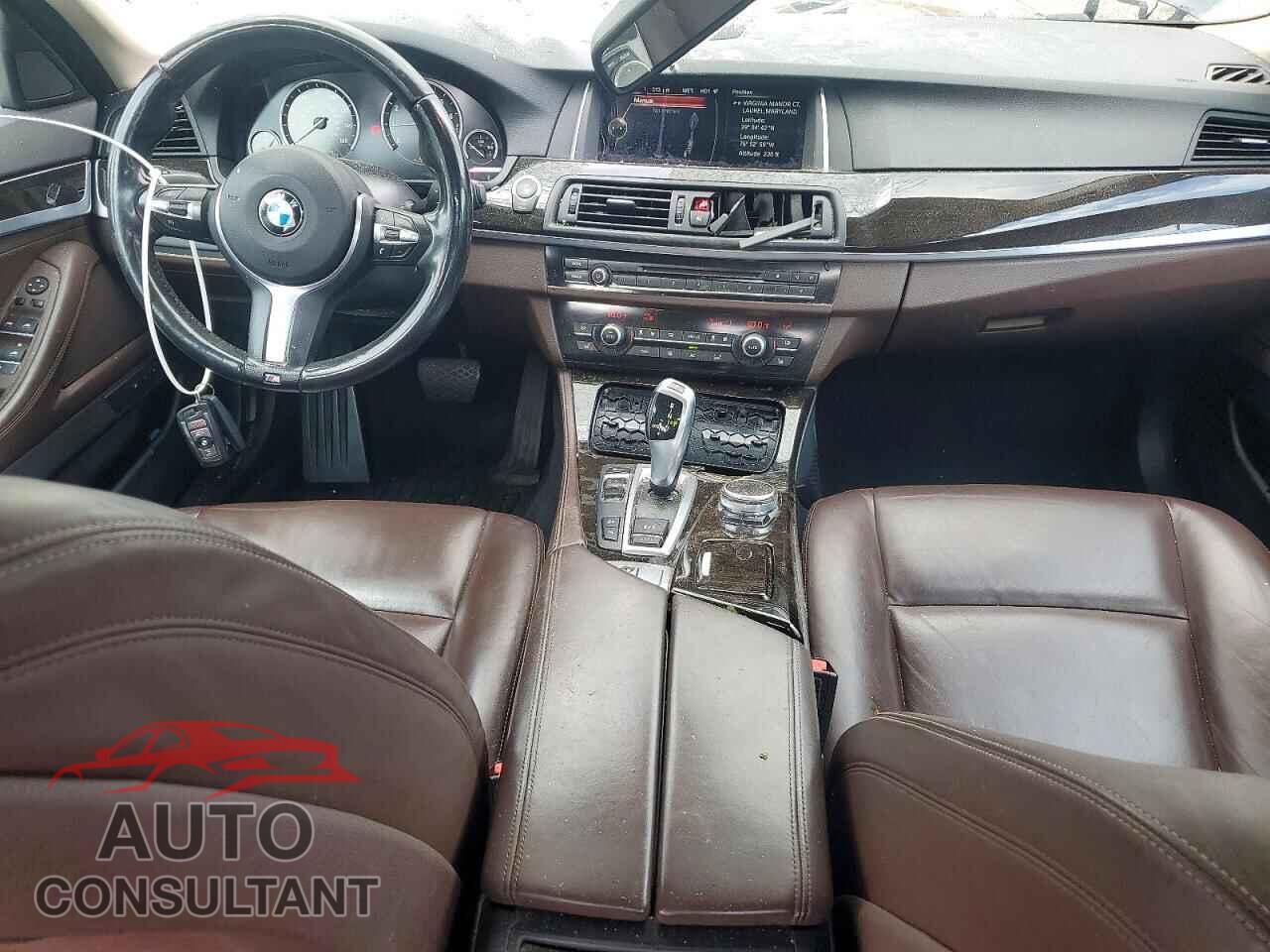 BMW 5 SERIES 2015 - WBA5B3C51FD547656