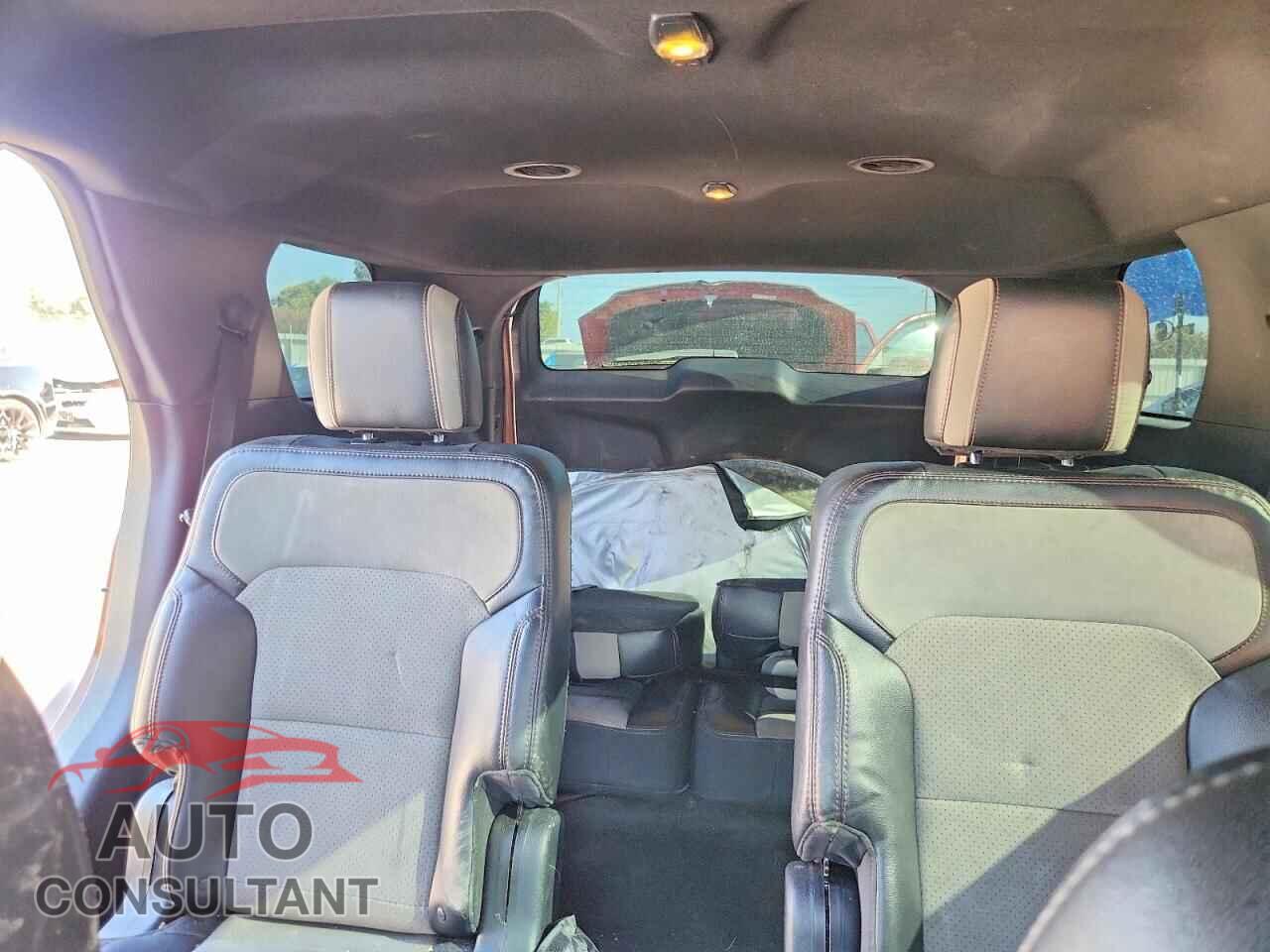 FORD EXPLORER 2017 - 1FM5K7D89HGD03026