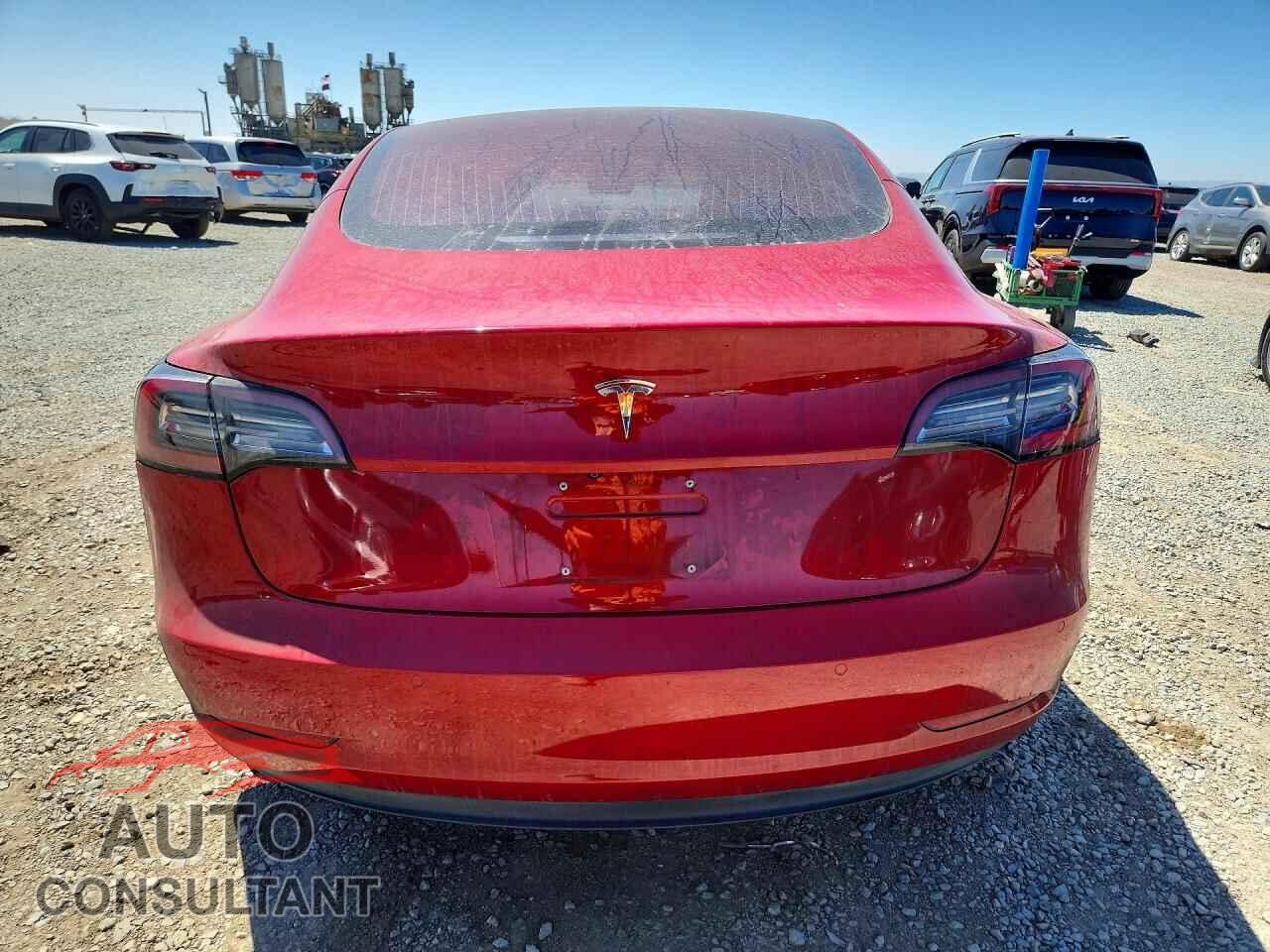 TESLA MODEL 3 2018 - 5YJ3E1EA9JF024371