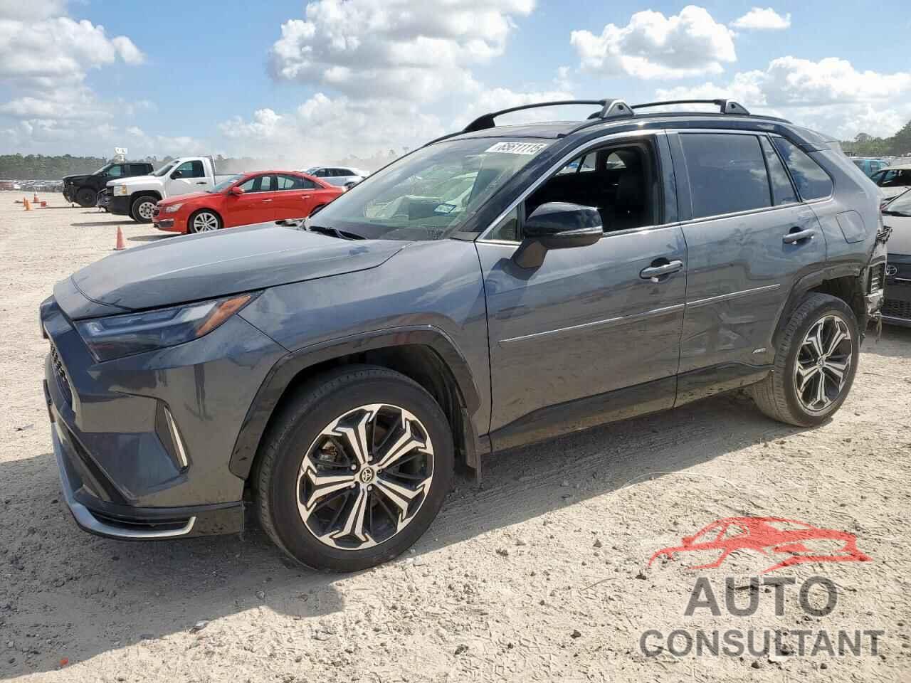 TOYOTA RAV4 2023 - JTMEB3FV6PD139539