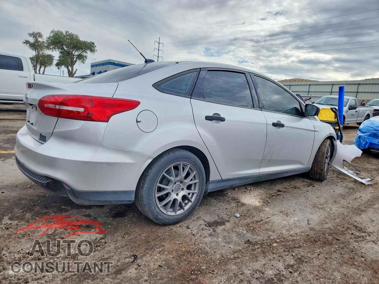 FORD FOCUS 2017 - 1FADP3E22HL343109