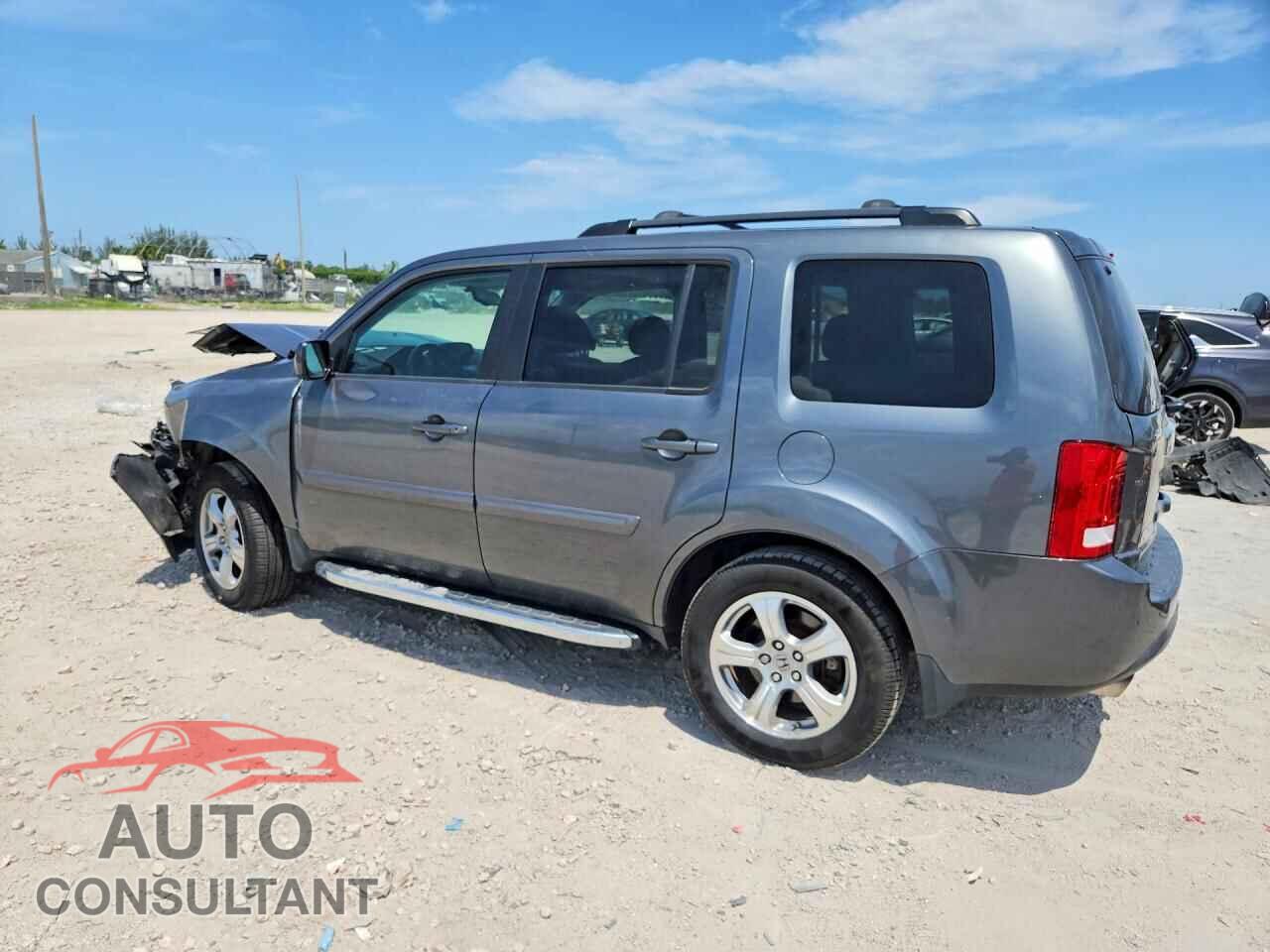 HONDA PILOT 2013 - 5FNYF4H77DB072427