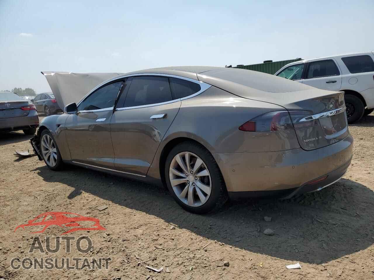 TESLA MODEL S 2016 - 5YJSA1E25GF112326