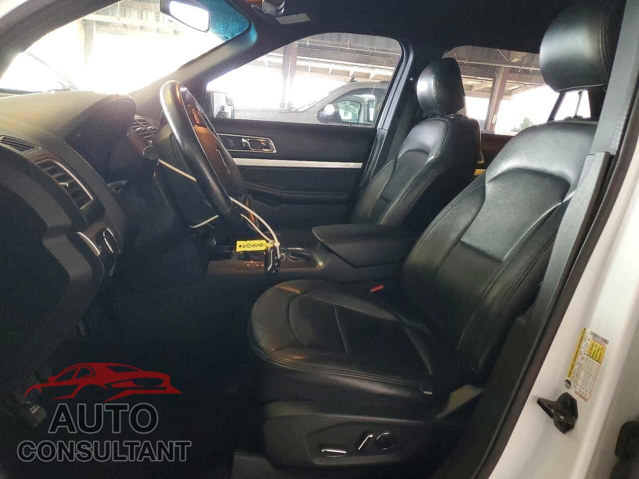 FORD EXPLORER 2017 - 1FM5K7D81HGA61221