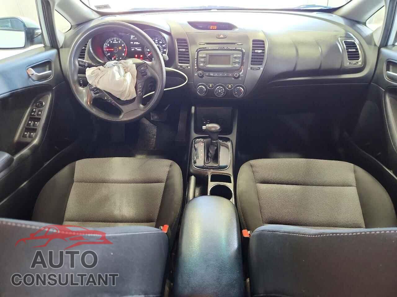 KIA FORTE 2017 - 3KPFK4A75HE013630