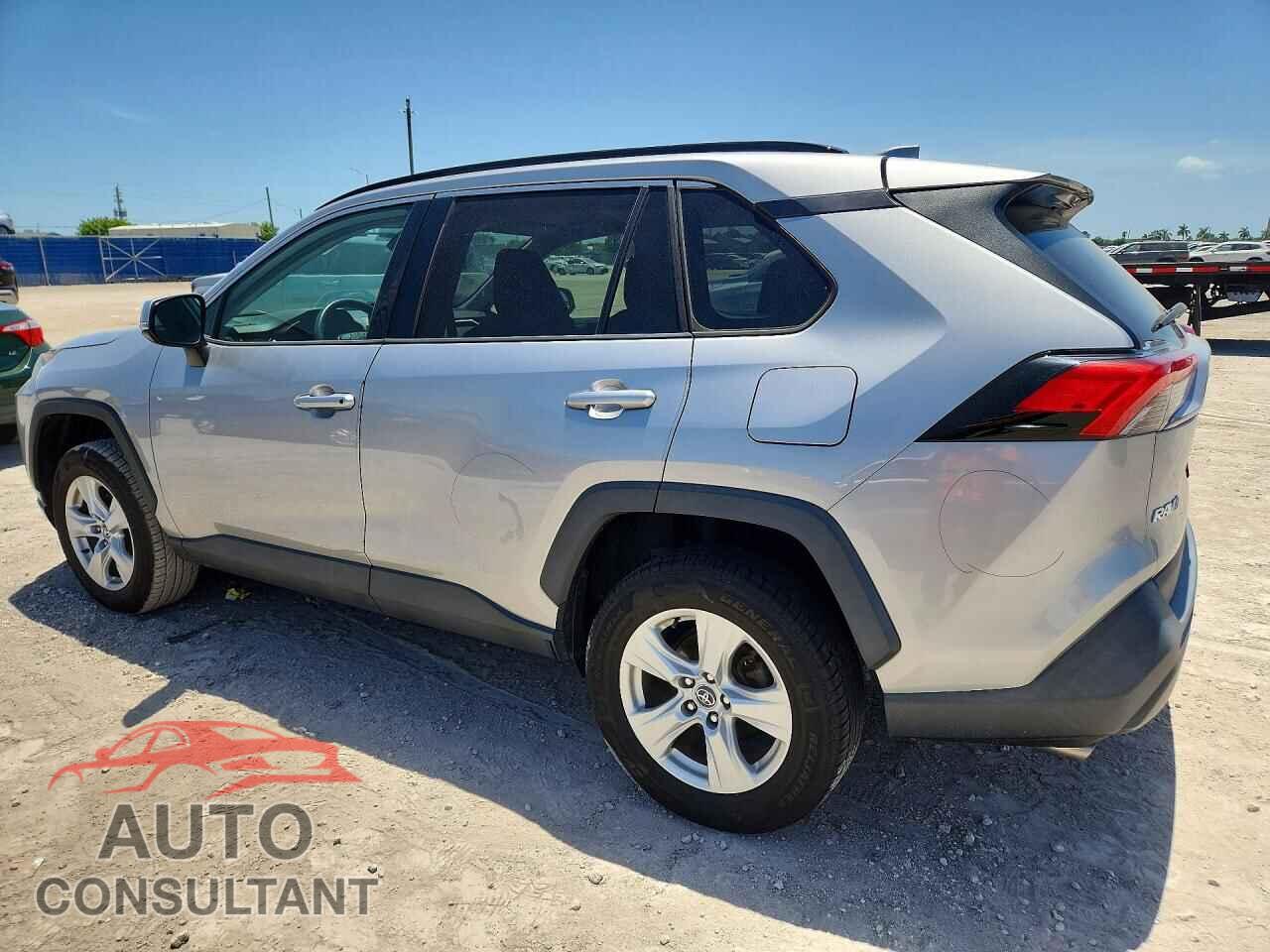 TOYOTA RAV4 2020 - 2T3W1RFV4LC068981