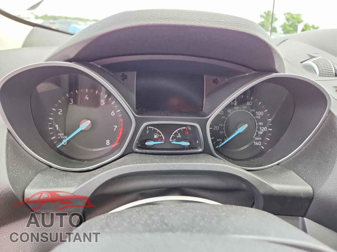 FORD ESCAPE 2017 - 1FMCU9GD2HUC55280