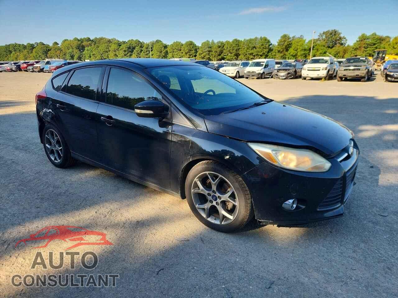 FORD FOCUS 2014 - 1FADP3K23EL231242