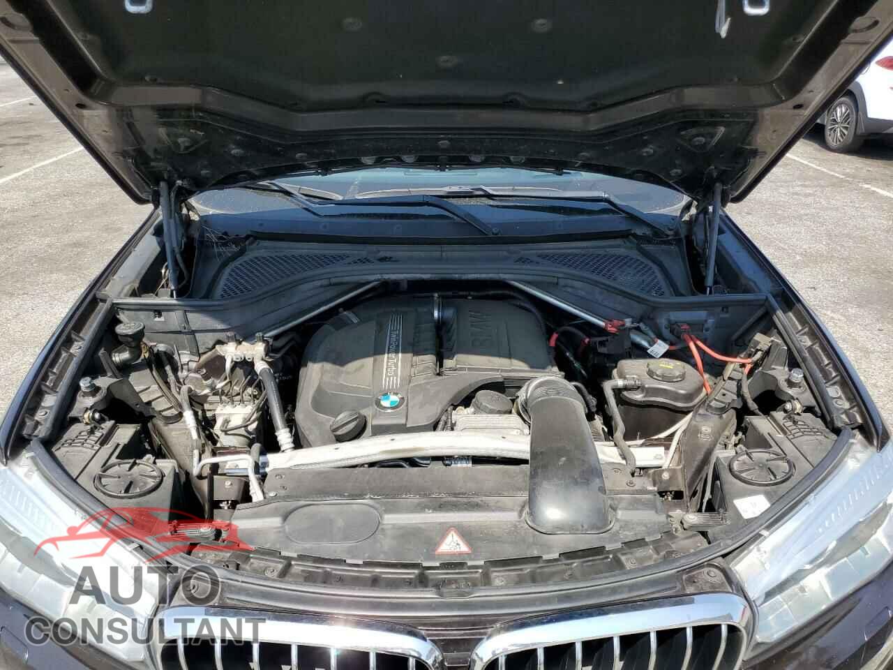 BMW X5 2015 - 5UXKR0C56F0K70427