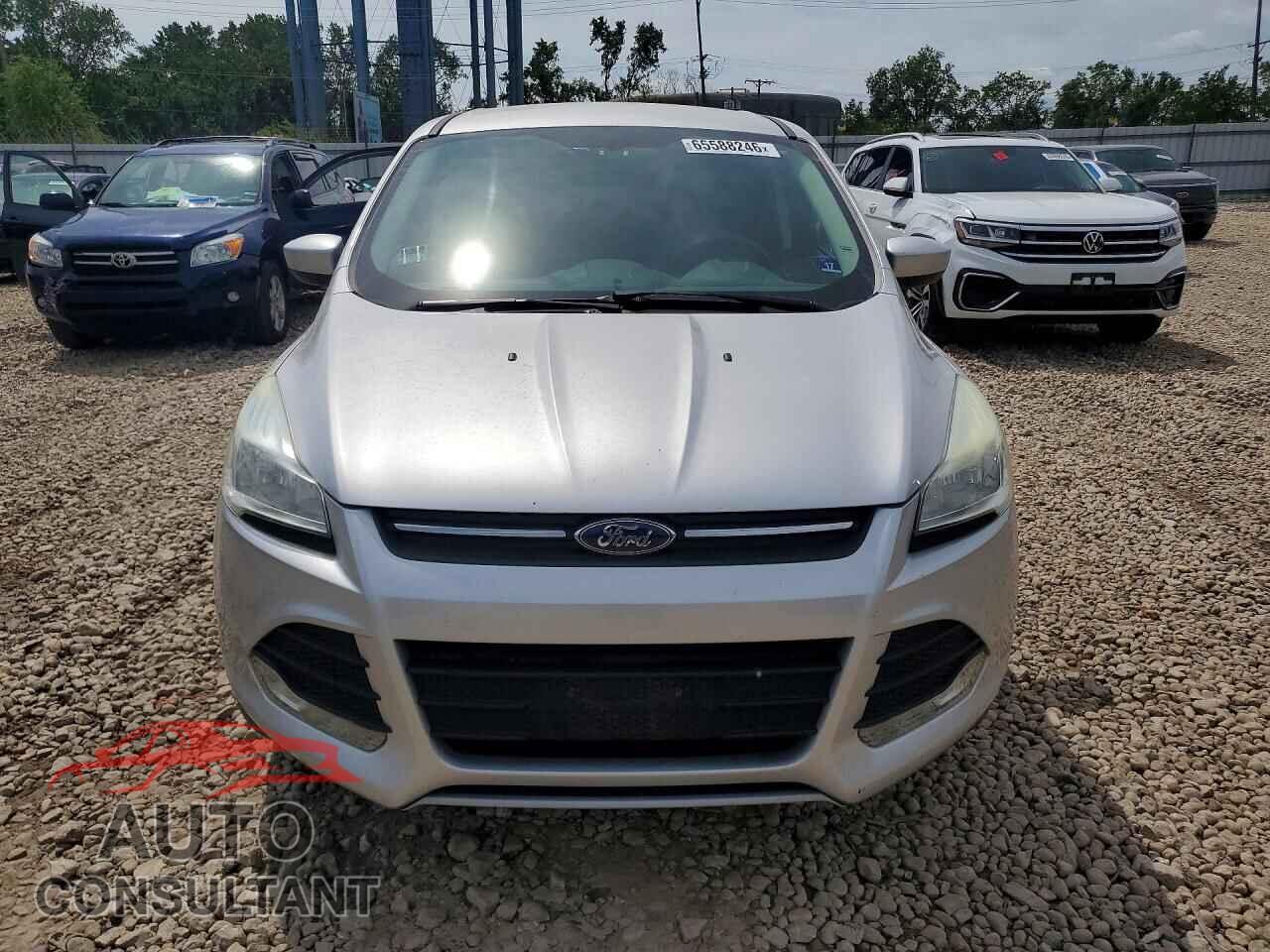 FORD ESCAPE 2014 - 1FMCU0GX4EUE35149