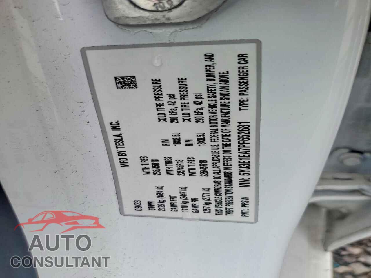 TESLA MODEL 3 2023 - 5YJ3E1EA7PF652681