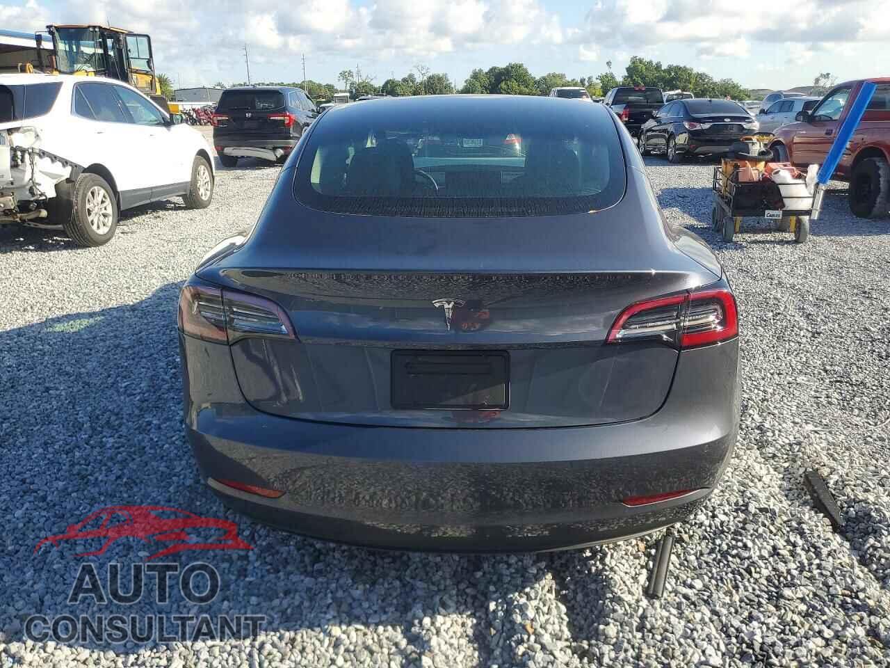 TESLA MODEL 3 2022 - 5YJ3E1EA5NF309980