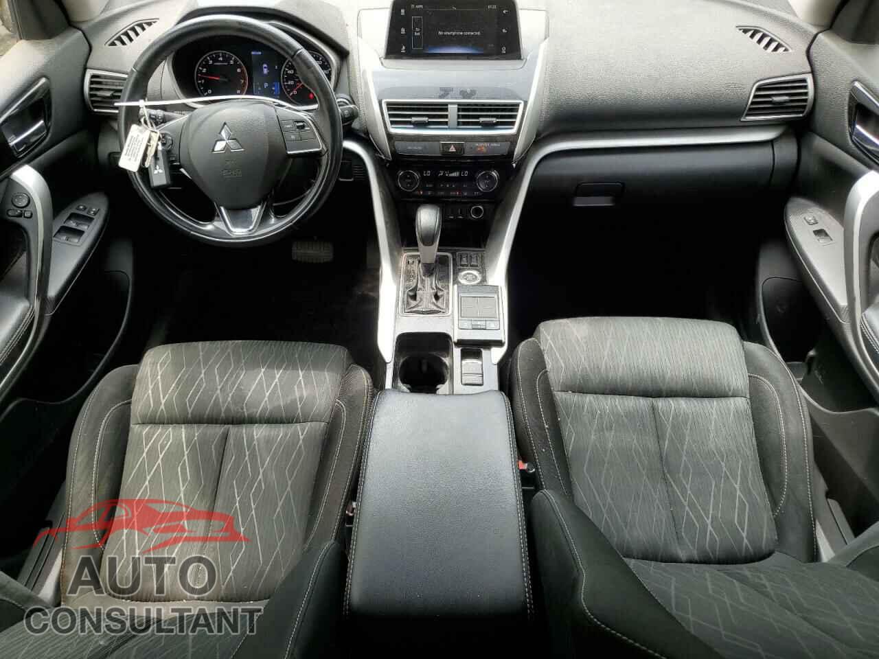 MITSUBISHI ECLIPSE 2018 - JA4AT5AA8JZ039426