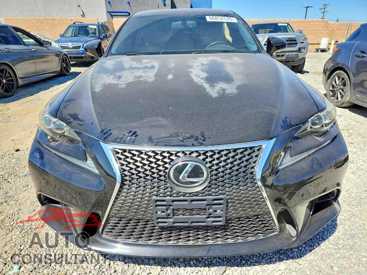 LEXUS IS 2014 - JTHBE1D28E5002454