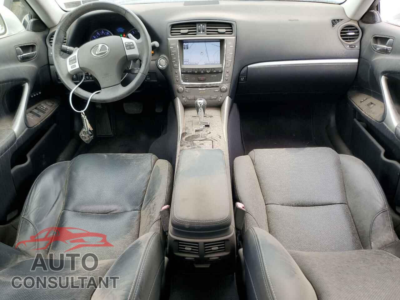LEXUS IS 2012 - JTHCF5C29C5060323