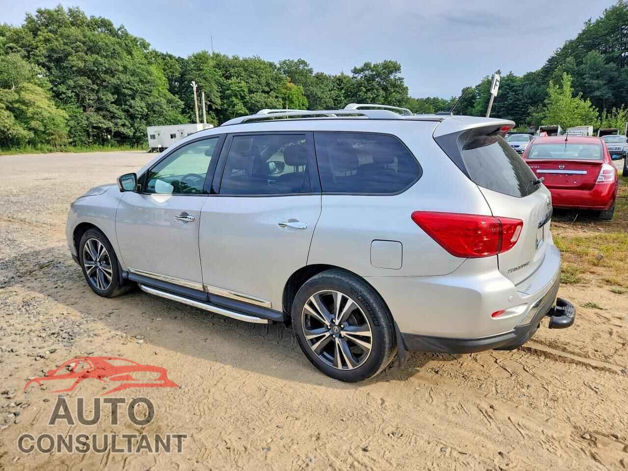 NISSAN PATHFINDER 2018 - 5N1DR2MM4JC677922
