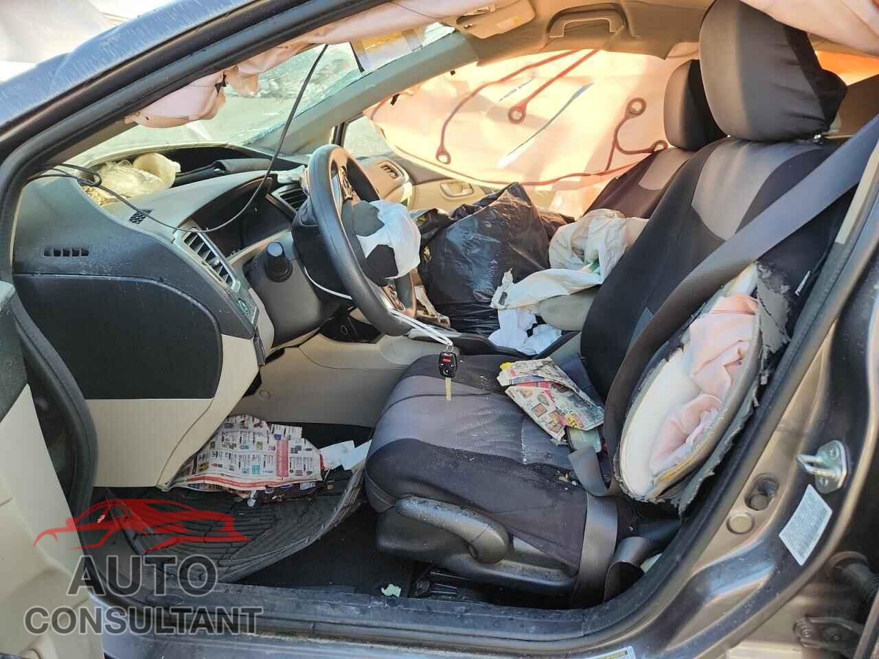 HONDA CIVIC 2013 - 19XFB2F56DE220100