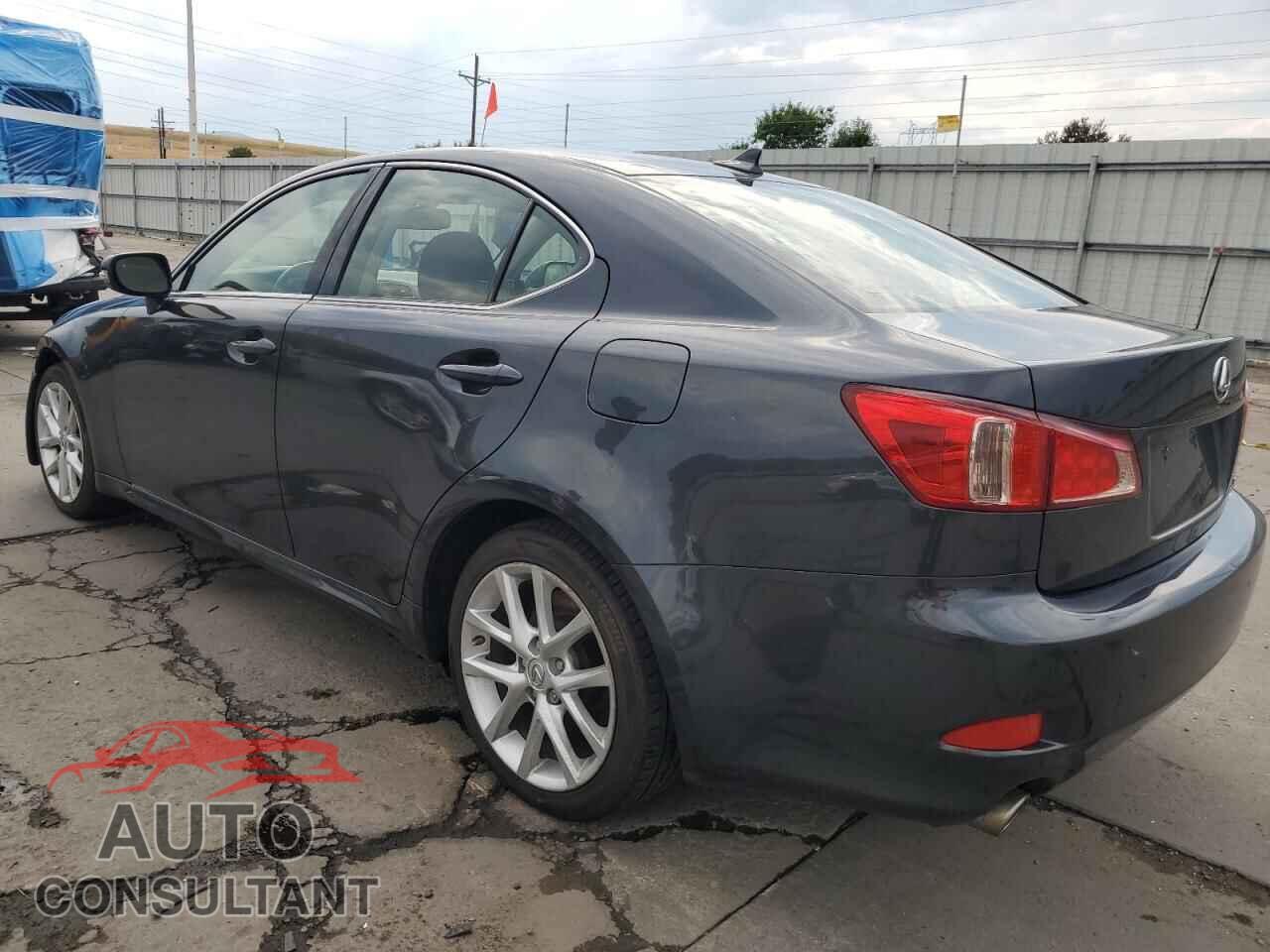 LEXUS IS 2011 - JTHCE5C25B5001156