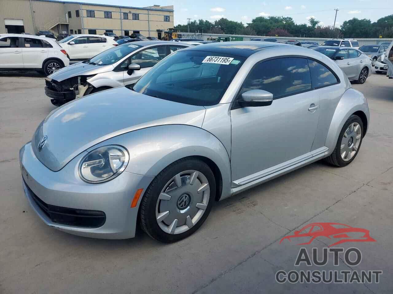 VOLKSWAGEN BEETLE 2012 - 3VWJP7AT8CM662490