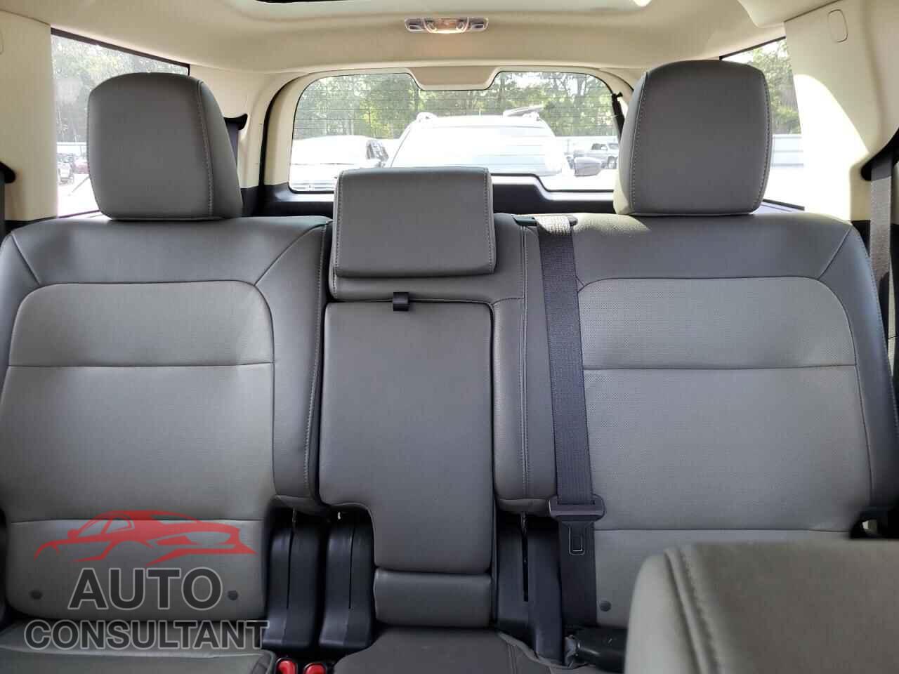 FORD FLEX 2017 - 2FMHK6C80HBA10132