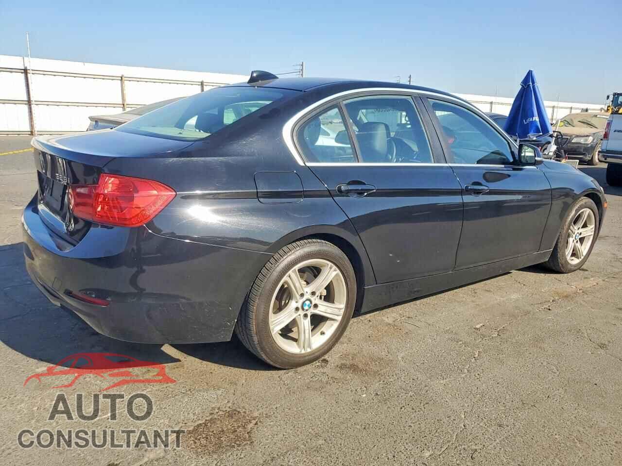 BMW 3 SERIES 2015 - WBA3C1C58FP851445