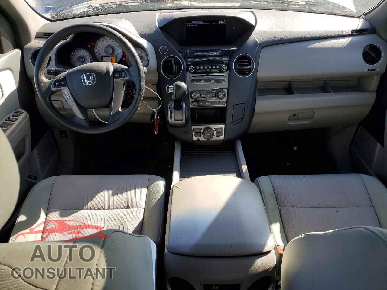 HONDA PILOT 2015 - 5FNYF4H33FB502521