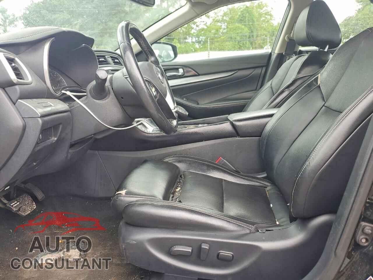NISSAN MAXIMA 2017 - 1N4AA6APXHC435429
