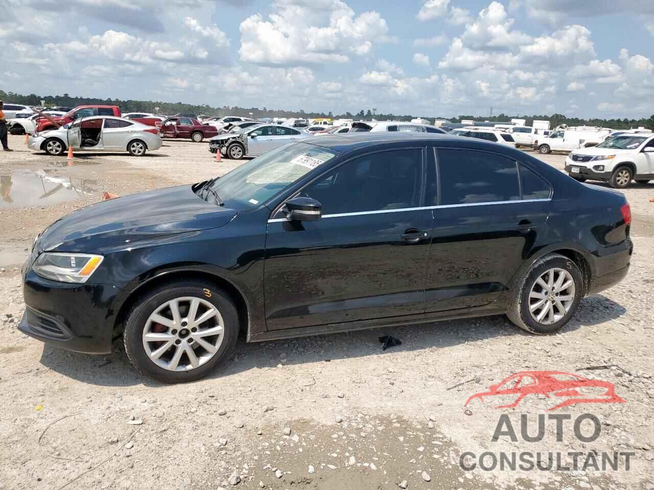 VOLKSWAGEN JETTA 2013 - 3VWDX7AJ2DM364210