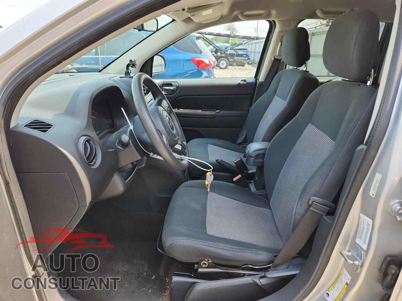 JEEP COMPASS 2013 - 1C4NJDBB2DD281466