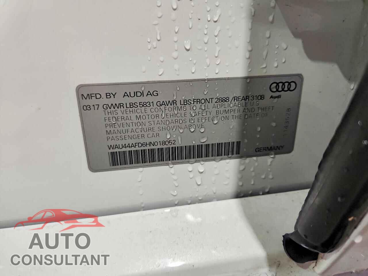 AUDI A8 2017 - WAU44AFD6HN018052