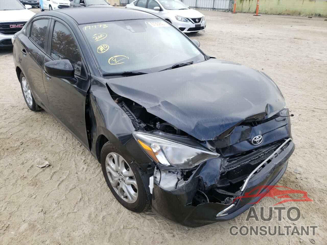 TOYOTA YARIS 2017 - 3MYDLBYV8HY191173