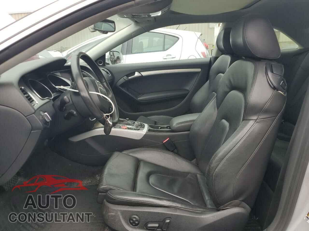 AUDI A5 2012 - WAULFAFRXCA025121