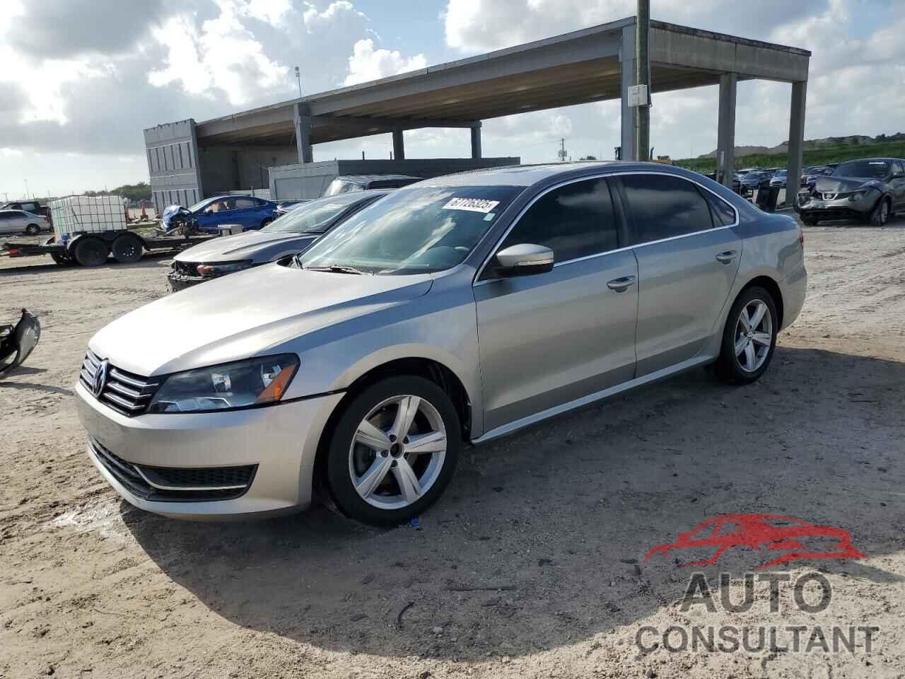 VOLKSWAGEN PASSAT 2013 - 1VWBP7A33DC000355