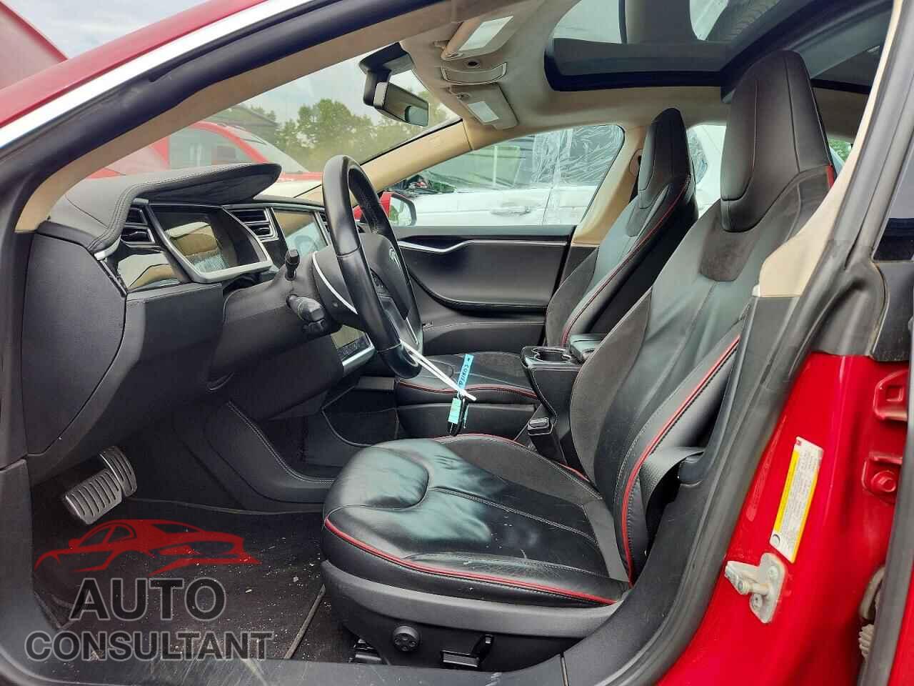 TESLA MODEL S 2014 - 5YJSA1H17EFP31803