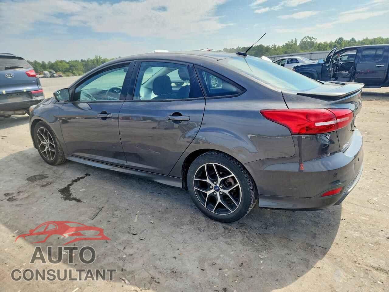 FORD FOCUS 2015 - 1FADP3F2XFL292339
