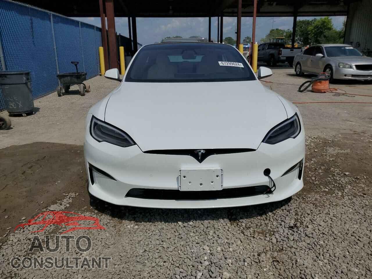 TESLA MODEL S 2021 - 5YJSA1E56MF454129
