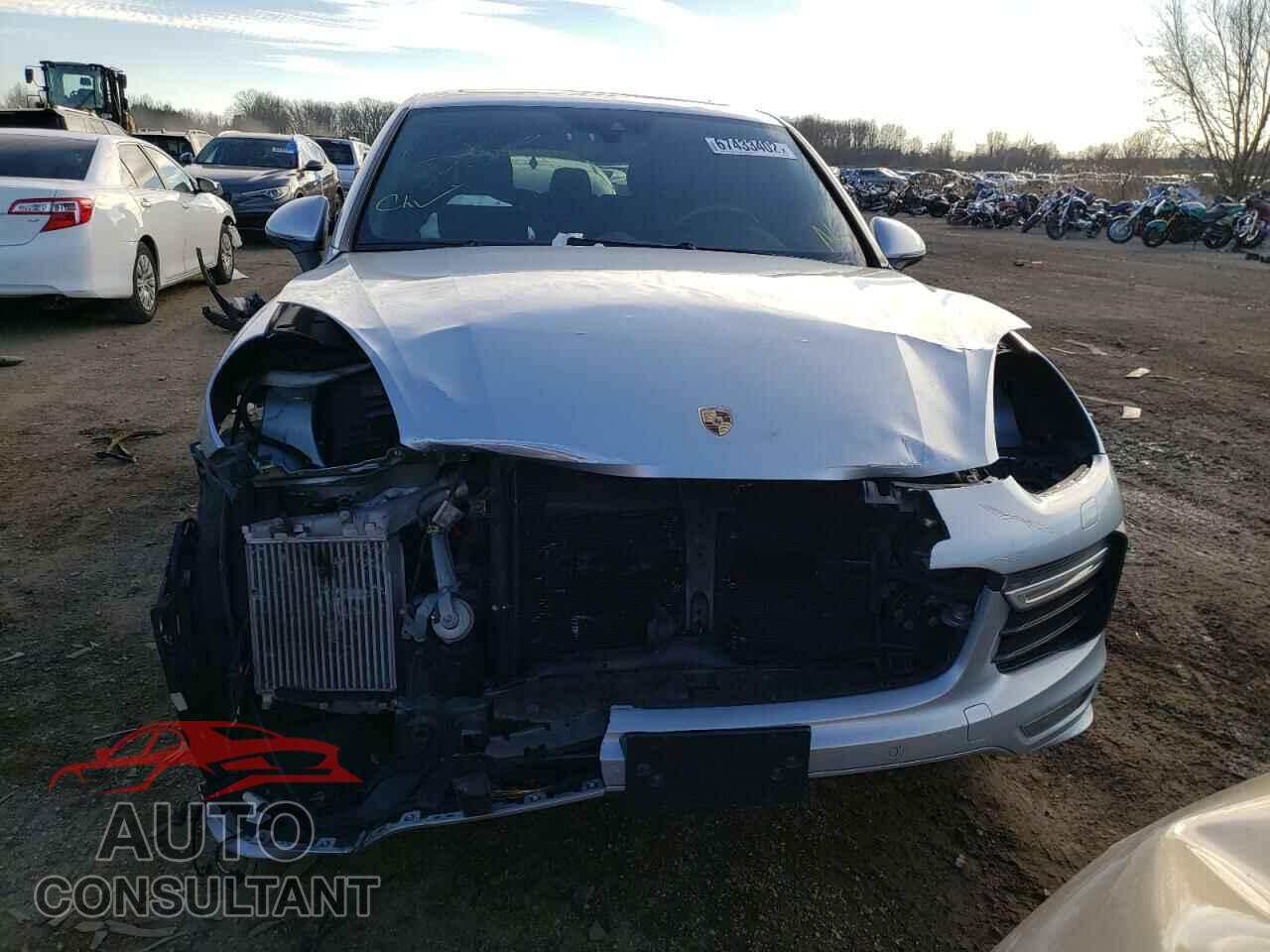PORSCHE CAYENNE 2016 - WP1AD2A22GLA75200