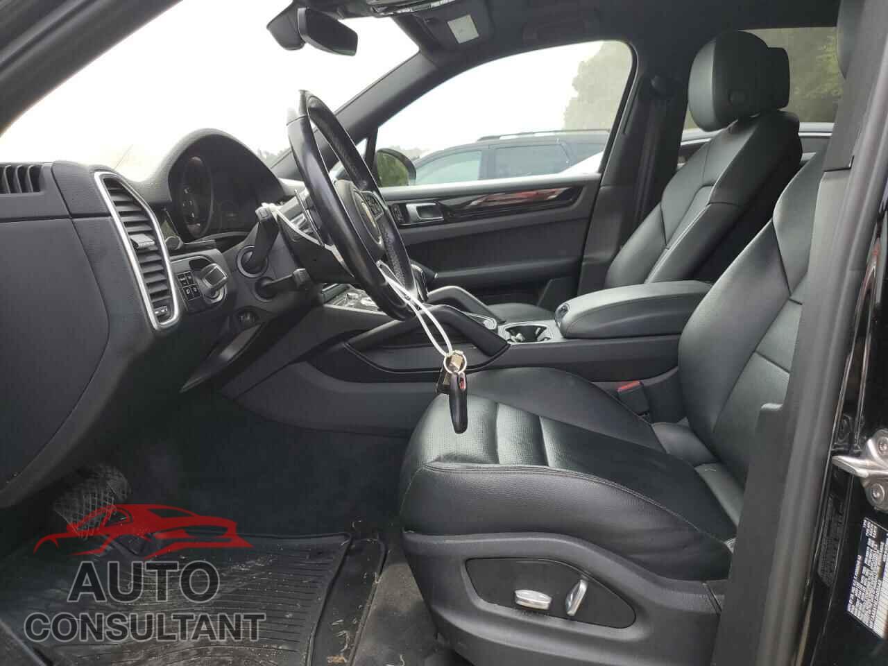 PORSCHE CAYENNE 2020 - WP1AA2AY4LDA03643