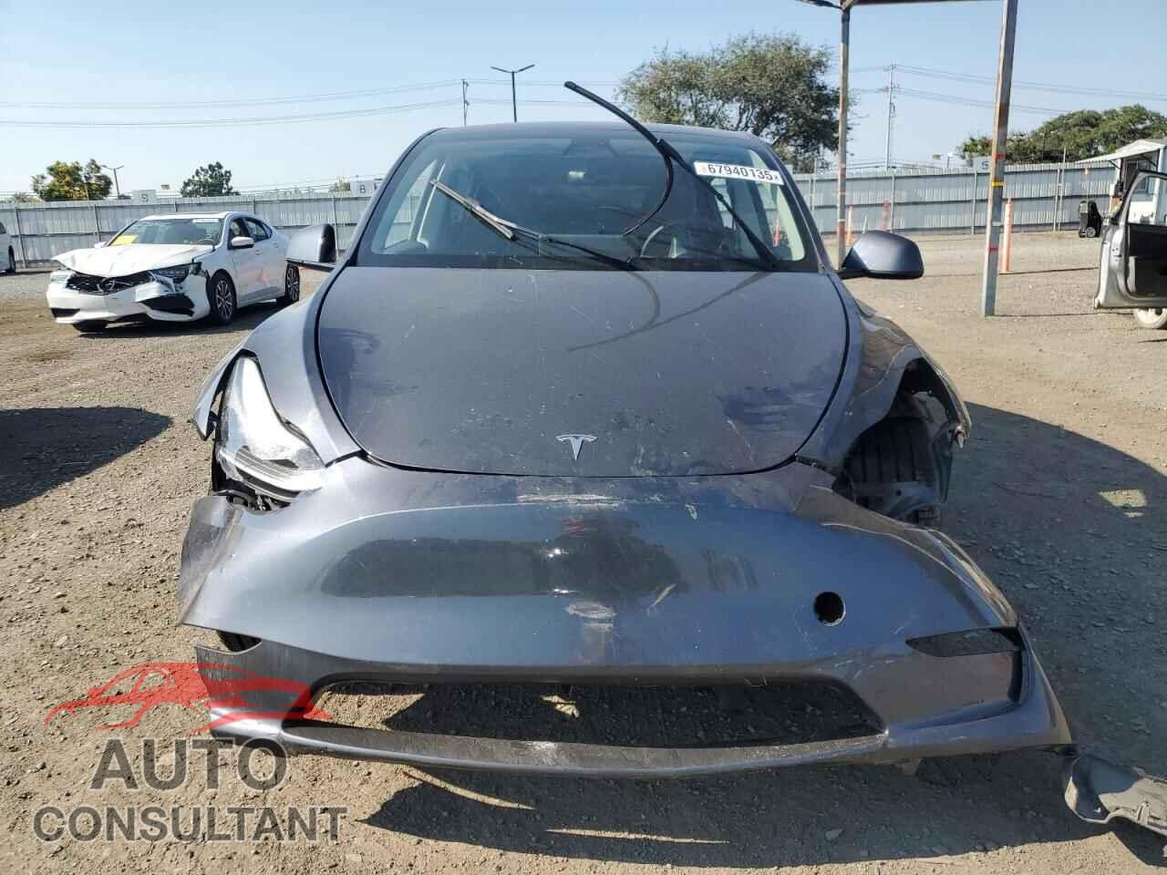 TESLA MODEL Y 2023 - 7SAYGDEE4PF648594