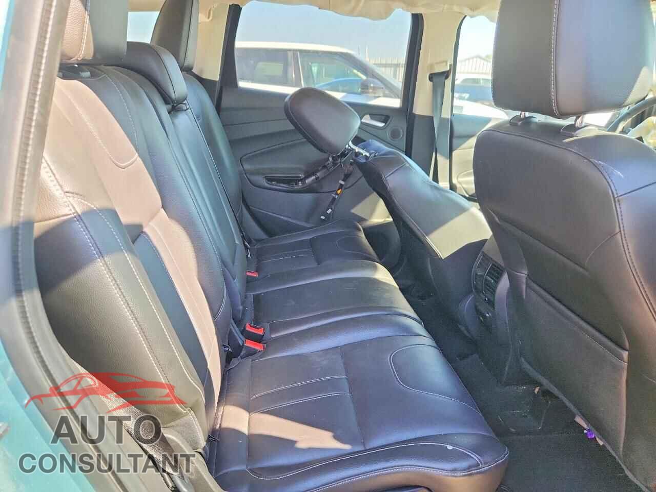 FORD ESCAPE 2013 - 1FMCU9J97DUA01367