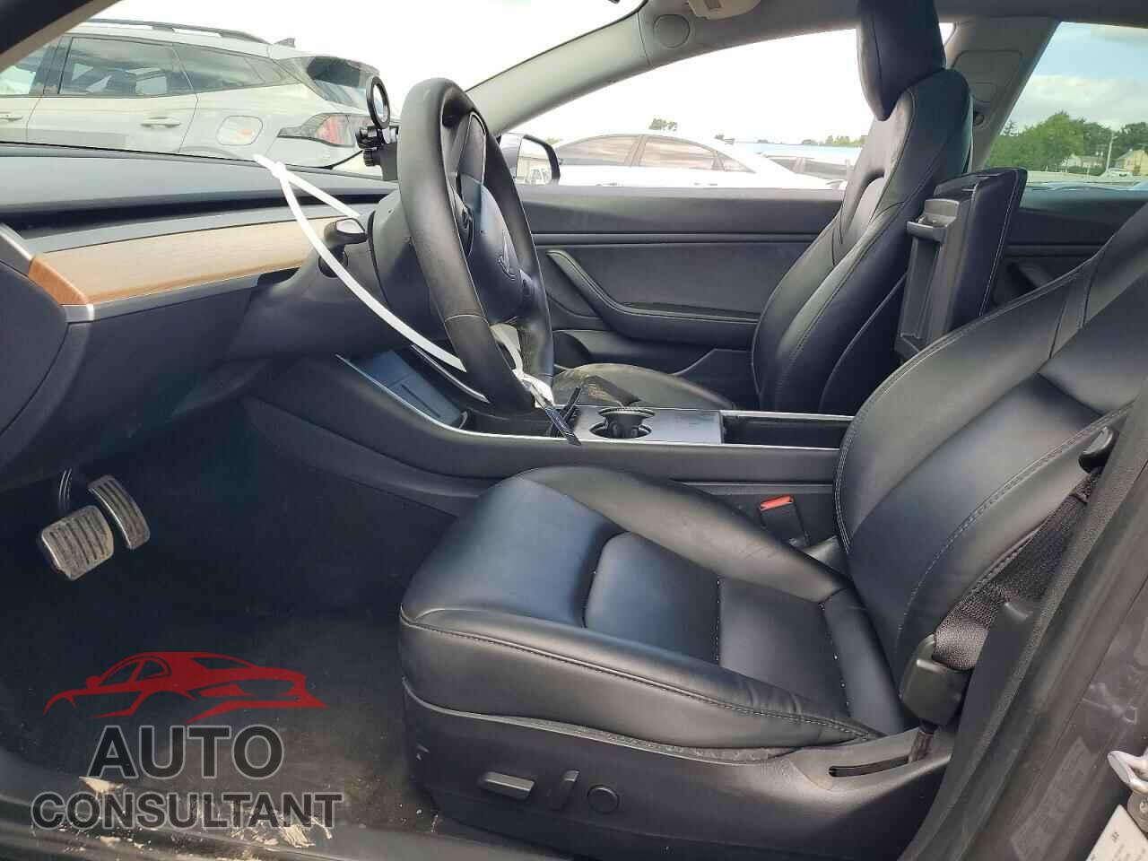 TESLA MODEL 3 2020 - 5YJ3E1EB0LF717504