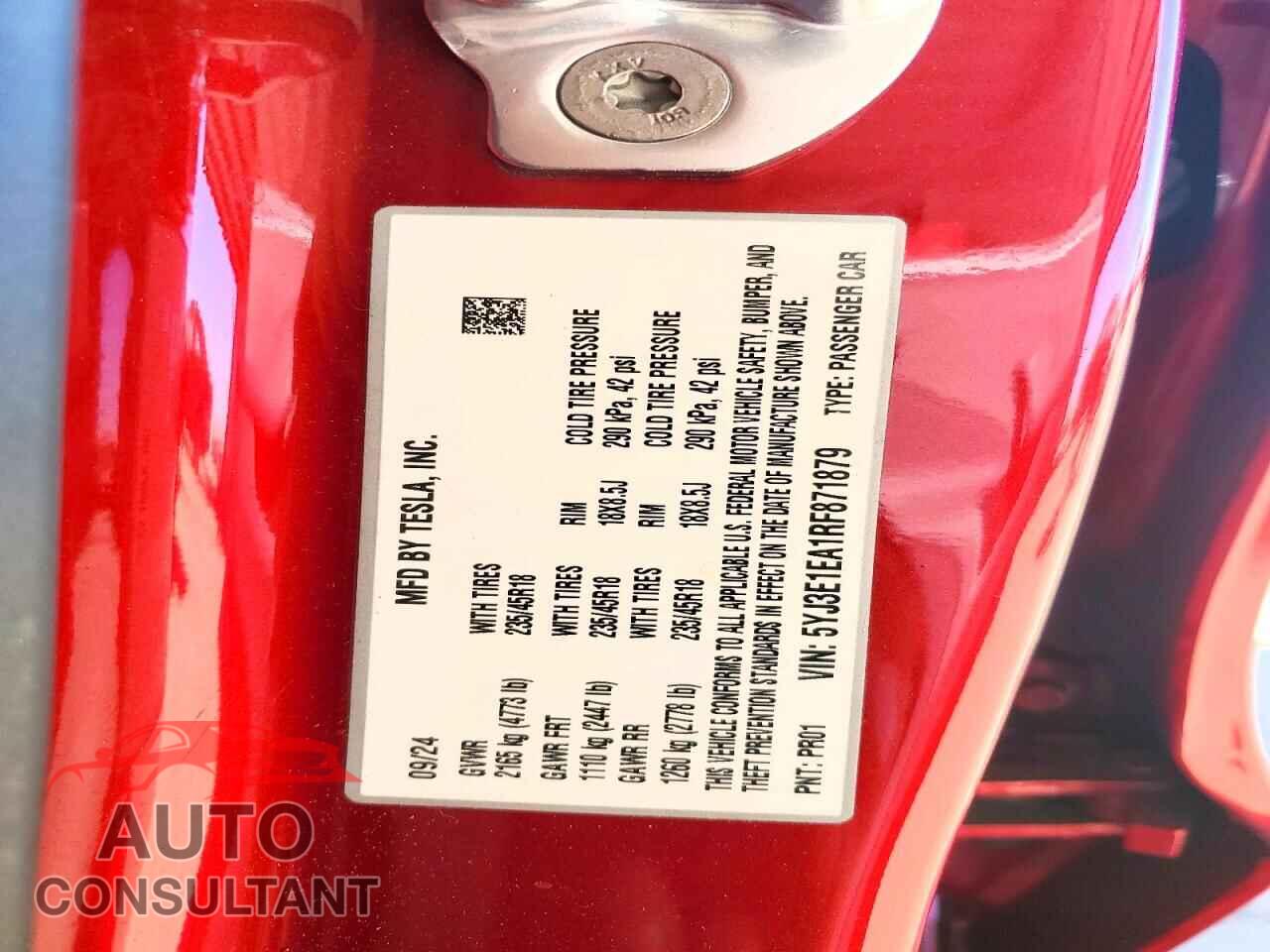 TESLA MODEL 3 2024 - 5YJ3E1EA1RF871879