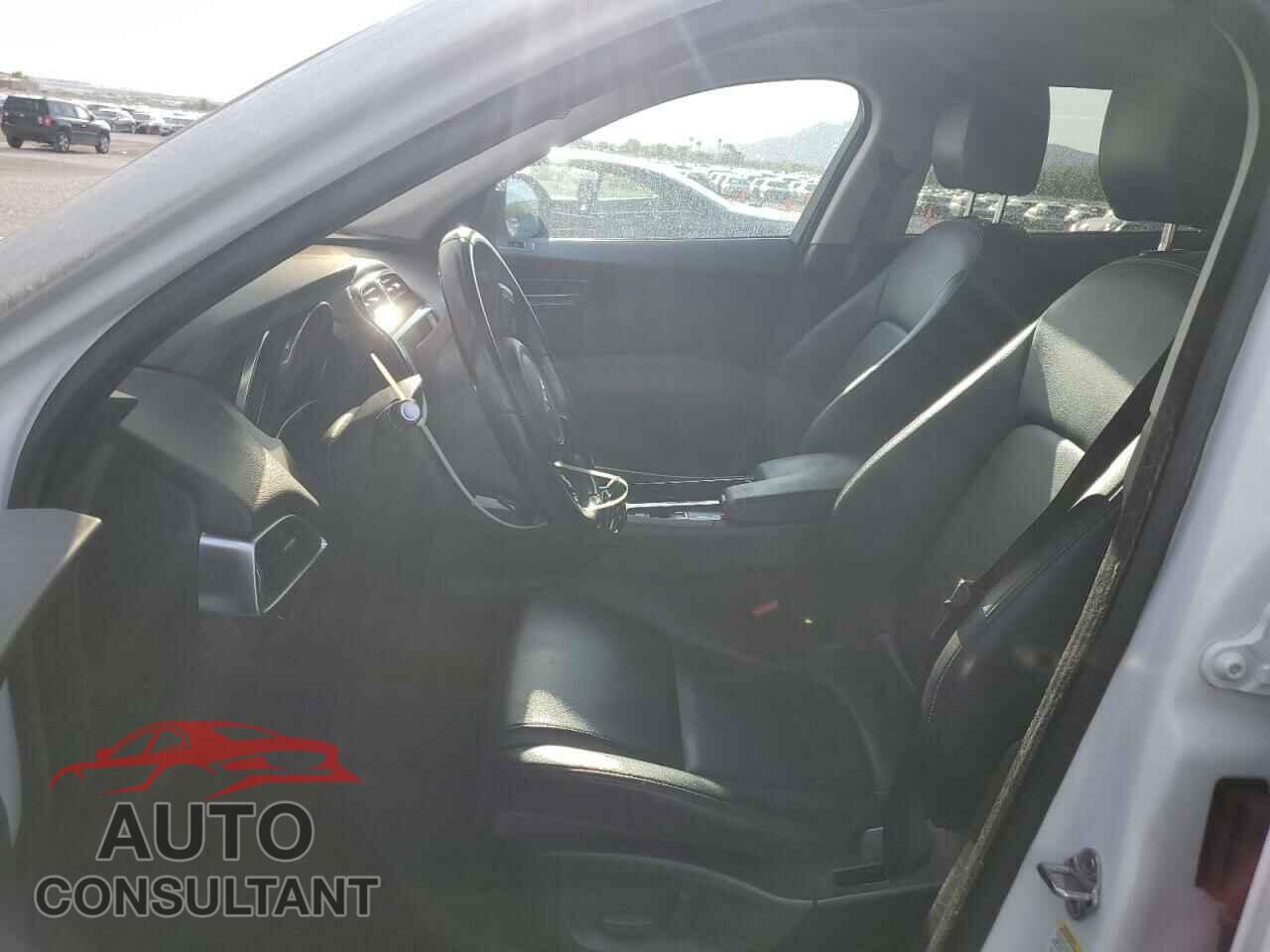 JAGUAR F-PACE 2018 - SADCJ2FX2JA278070