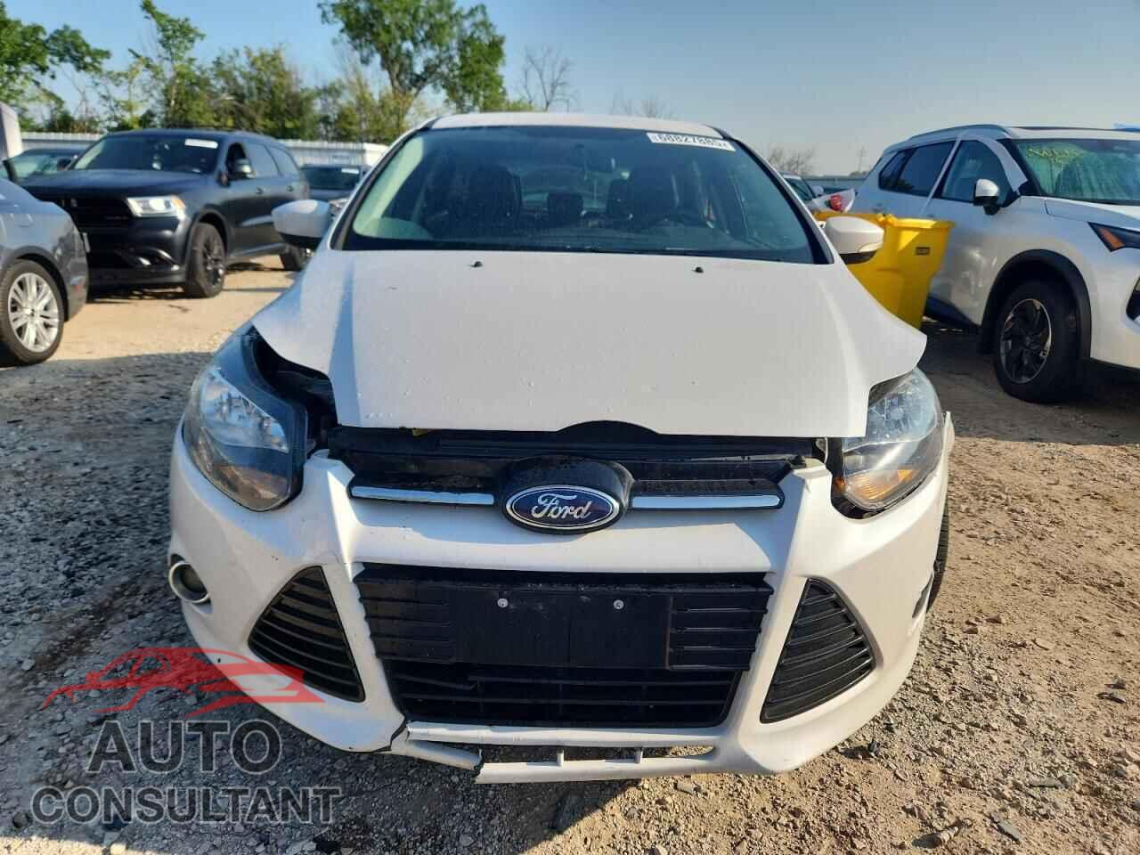 FORD FOCUS 2014 - 1FADP3N21EL205279