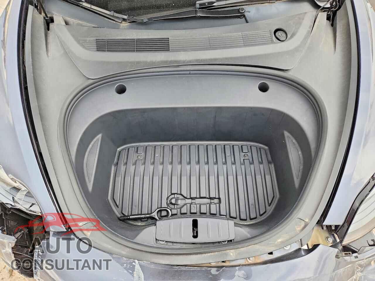 TESLA MODEL 3 2023 - 5YJ3E1EA4PF644554