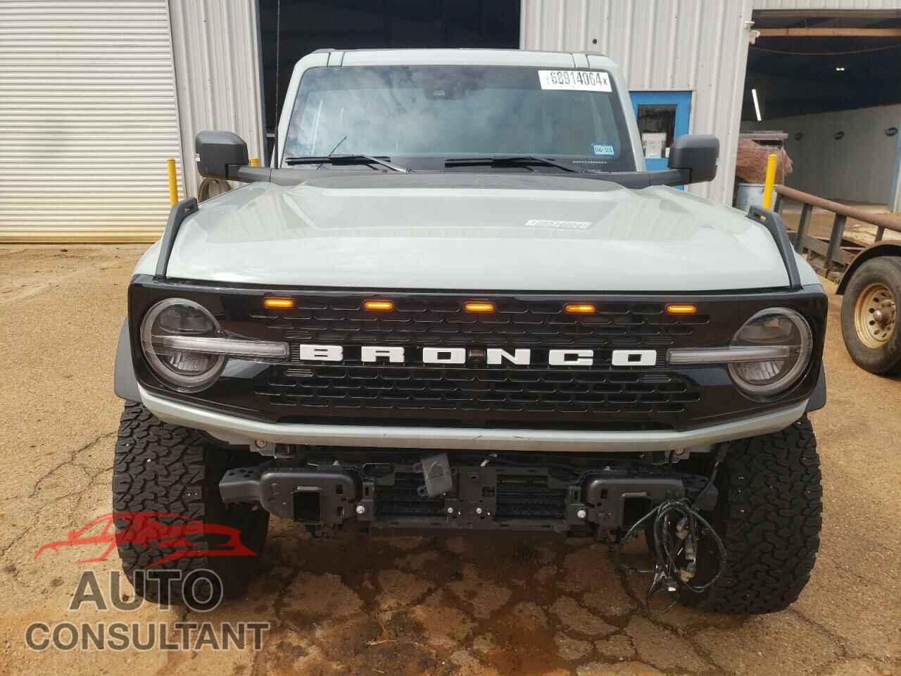 FORD BRONCO 2023 - 1FMEE5DP3PLB68635