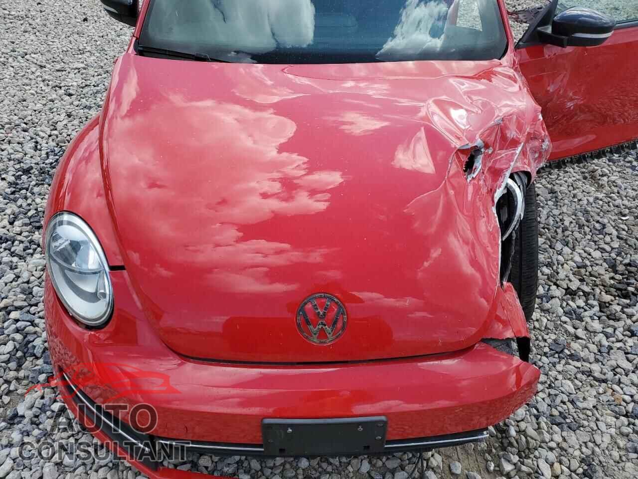 VOLKSWAGEN BEETLE 2012 - 3VWV67AT8CM656046