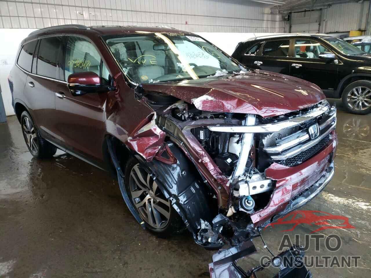 HONDA PILOT 2018 - 5FNYF6H97JB013595