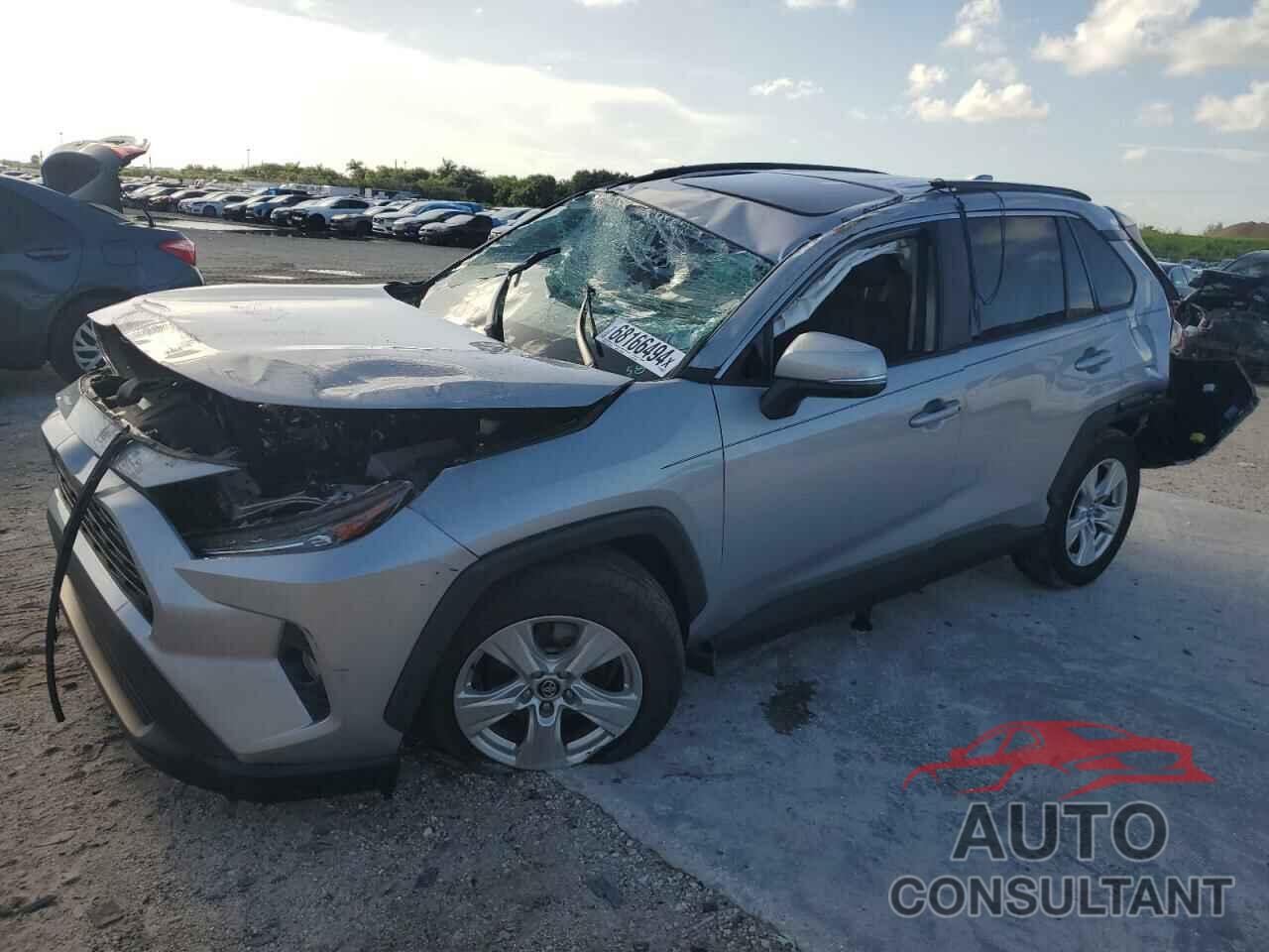 TOYOTA RAV4 2021 - 2T3W1RFV9MC105802